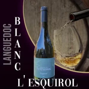 Bouteille du Vin Blanc l'Esquirol du Domaine Ferrussac , vignoble des Coteaux du Salagou. Robe saumonée et étiquette avec le nom du vin.