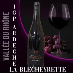 Bouteille du vin rouge La Blacheyrette du Domaine Grangeon, vignoble des Côteaux de l'Ardèche. Robe pourpre et étiquette avec le nom du vin.